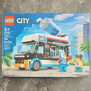 LEGO City Penguin Slushy Van Set - Black, White, Blue